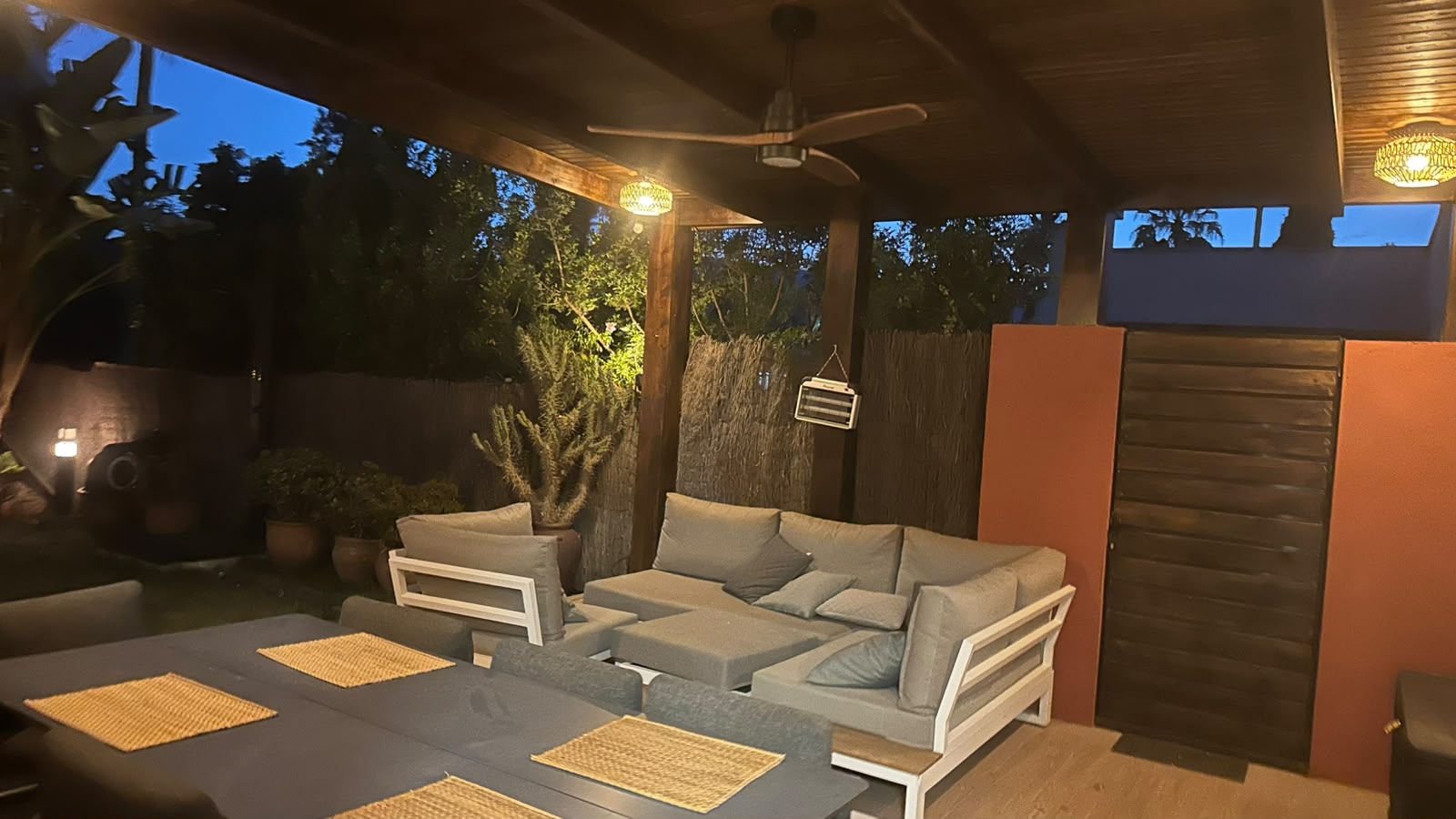 Casa independiente en Parque Botánico
